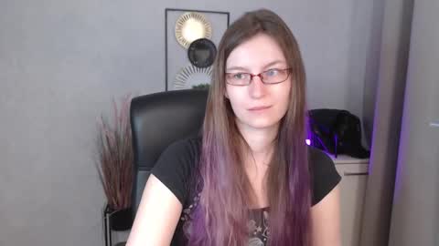 emma online show from September 2025 05:42:01 AM