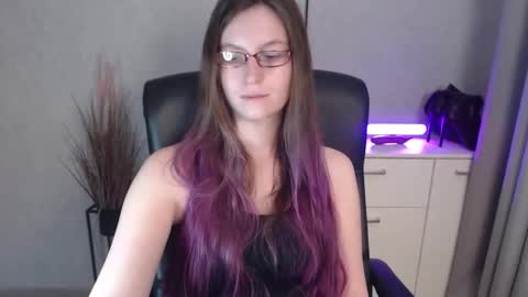 emma online show from December 2025 07:39:01 AM