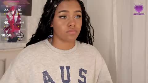 Snapshot of emma_morgann chatting on February 2025 11:21:02 AM Emma Morgann online show from February 2025 11:21:02 AM