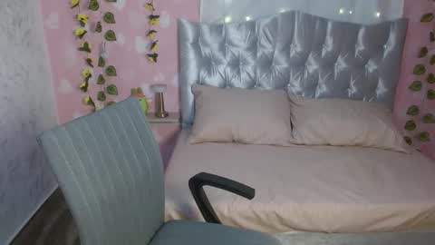 Emma online show from January 2025 11:33:01 PM