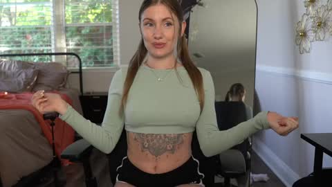 Emma Ruby online show from February 2026 06:00:02 PM