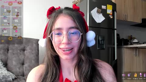 Emma online show from December 2024 06:23:02 PM