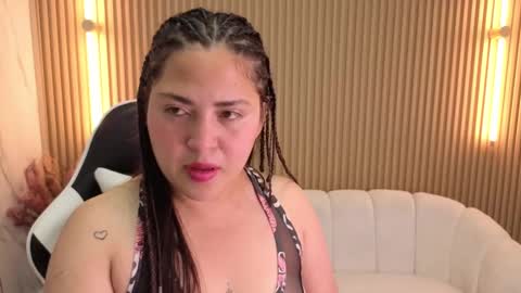 Emma online show from September 2025 01:11:01 PM