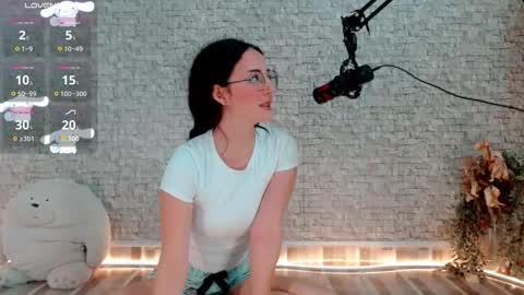 Emma  online show from January 2026 02:39:02 AM