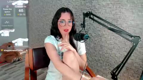 Emma  online show from June 2026 03:00:01 AM