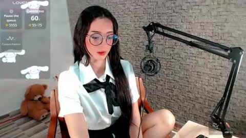 Emma  online show from August 2026 02:48:02 AM
