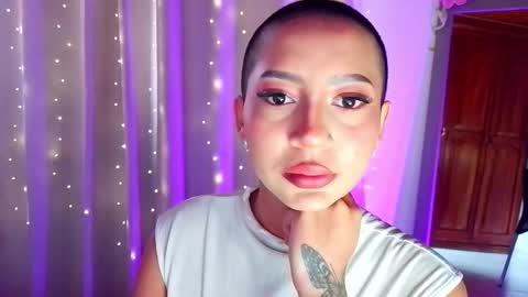 Emma web online show from January 2026 07:11:01 PM