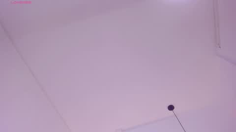 Snapshot of emma_white_01 chatting on February 2025 04:41:02 AM emma your love online show from February 2025 04:41:02 AM