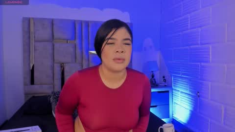 Snapshot of emmabecket2 chatting on October 2025 12:14:02 PM emma becket online show from October 2025 12:14:02 PM