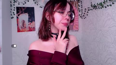 Emma online show from February 2025 05:01:01 AM