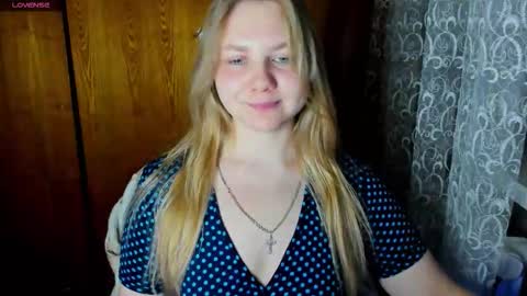 Snapshot of emmafrizea chatting on October 2025 09:26:02 PM Hello Im newMake me cumPVT 12tk for min ALL INCLUSIVE online show from October 2025 09:26:02 PM