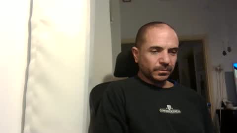 Ariel online show from December 2025 09:00:01 PM