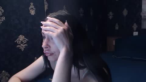 Snapshot of emmagoldx chatting on April 2026 05:37:01 PM EmmaGoldX online show from April 2026 05:37:01 PM