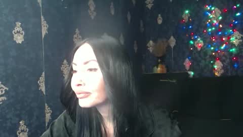 Snapshot of emmagoldx chatting on May 2026 12:17:02 AM EmmaGoldX online show from May 2026 12:17:02 AM