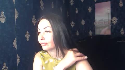 Snapshot of emmagoldx chatting on June 2026 07:07:01 AM EmmaGoldX online show from June 2026 07:07:01 AM