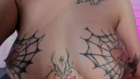 emmajohanson online show from March 2026 07:20:02 PM