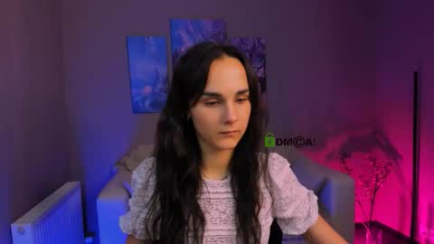 Snapshot of emmalina_ chatting on December 2025 10:30:02 PM emmalina_ online show from December 2025 10:30:02 PM