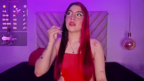 Emma online show from October 2025 02:48:01 AM