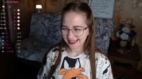 Mia online show from December 2024 12:16:02 PM