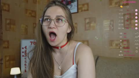 Mia online show from February 2025 02:37:01 PM