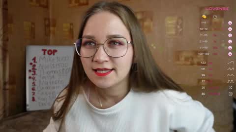 Mia online show from March 2025 03:51:01 PM