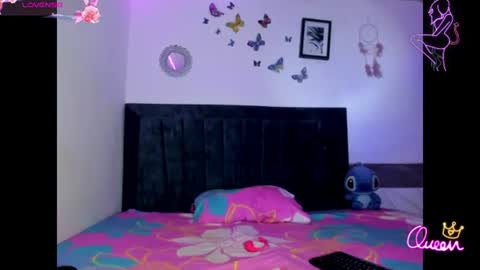 Snapshot of emmie_bunny chatting on July 2026 04:44:01 PM Emmie online show from July 2026 04:44:01 PM