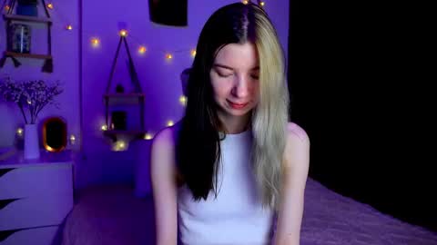 Snapshot of emmie_everly chatting on October 2025 07:16:02 PM emmie_everly online show from October 2025 07:16:02 PM