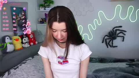 emmie_everly online show from March 2026 11:48:02 AM