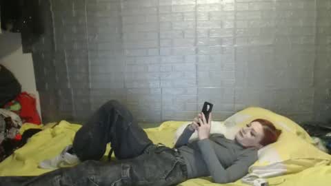 Emmily000 online show from March 2025 02:30:02 AM