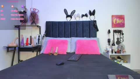          online show from February 2025 11:43:02 AM