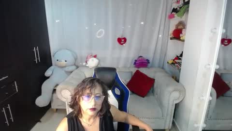 Emmily online show from March 2025 02:25:02 AM