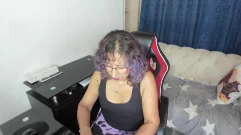 Emmily online show from October 2025 02:59:01 AM