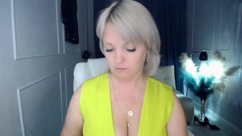 emmmam online show from October 2025 01:28:01 AM