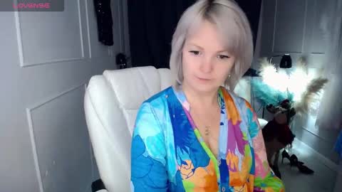 emmmam online show from January 2026 01:27:01 PM