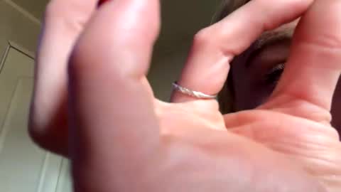 Snapshot of emmwarr1514 chatting on March 2025 06:44:02 PM emmwarr1514 online show from March 2025 06:44:02 PM