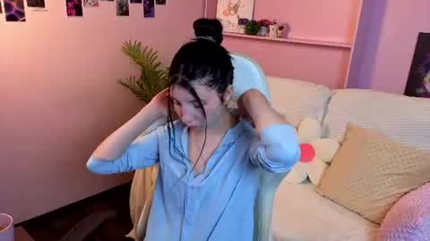 emmy_dreamy_ online show from July 2026 01:34:01 AM