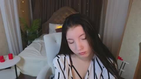 emmy_dreamy_ online show from July 2026 01:36:01 AM