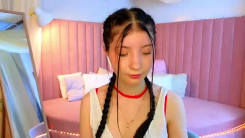 emmy_dreamy_ online show from July 2026 01:26:01 AM