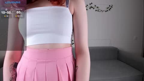 Snapshot of emmyflower chatting on March 2025 05:57:02 PM emmyflower online show from March 2025 05:57:02 PM