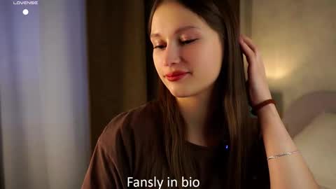 Emmy online show from October 2025 01:06:02 AM