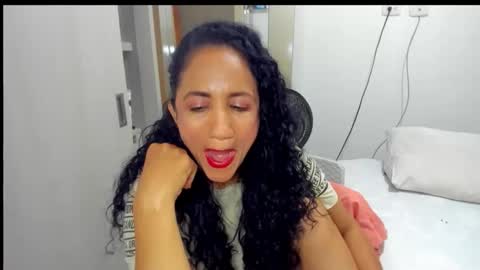 emperatriztapia online show from November 2025 10:54:02 PM