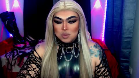 Snapshot of empressmichellexx chatting on February 2026 09:08:02 AM Mistress Michelle online show from February 2026 09:08:02 AM