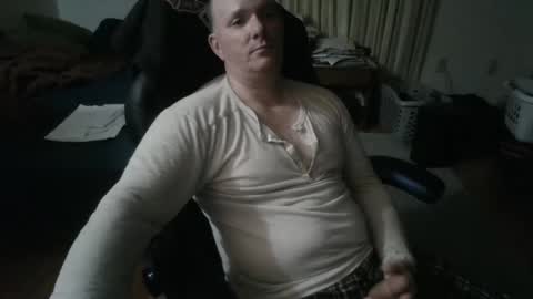 Snapshot of emsguy1 chatting on December 2024 05:53:02 AM Matt online show from December 2024 05:53:02 AM