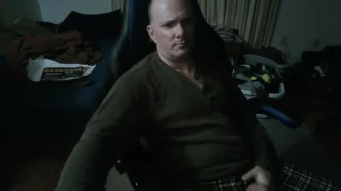 Snapshot of emsguy1 chatting on January 2025 05:45:02 AM Matt online show from January 2025 05:45:02 AM