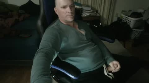 Snapshot of emsguy1 chatting on September 2025 02:56:02 AM Matt online show from September 2025 02:56:02 AM