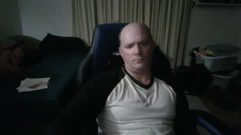 Snapshot of emsguy1 chatting on October 2025 03:26:01 AM Matt online show from October 2025 03:26:01 AM