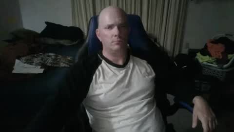 Matt online show from December 2025 04:07:02 AM