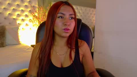 Sexy Emyli  online show from November 2025 02:17:02 PM