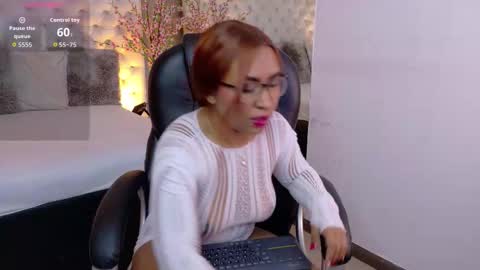 Sexy Emyli  online show from January 2026 02:55:02 PM