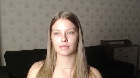 Snapshot of emysway chatting on January 2025 07:15:01 PM EmySway online show from January 2025 07:15:01 PM